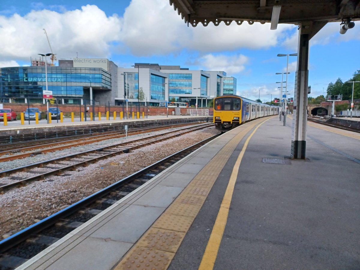 NORTHERN 🚆 tweet media