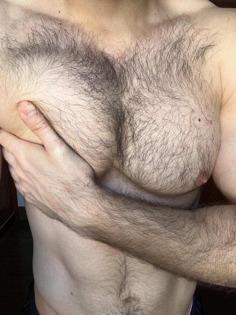 NippleSkin's tweet photo. #nipples #pecs #torso #nips #pezon #chest #pecho #barechest #tetas #tetillas #areolas #nipslip #tits #hot #sfw #nsfw #muscle #man #men #guy #malebody #motivation #gym #fitness #fit https://t.co/SiMA7adVdd