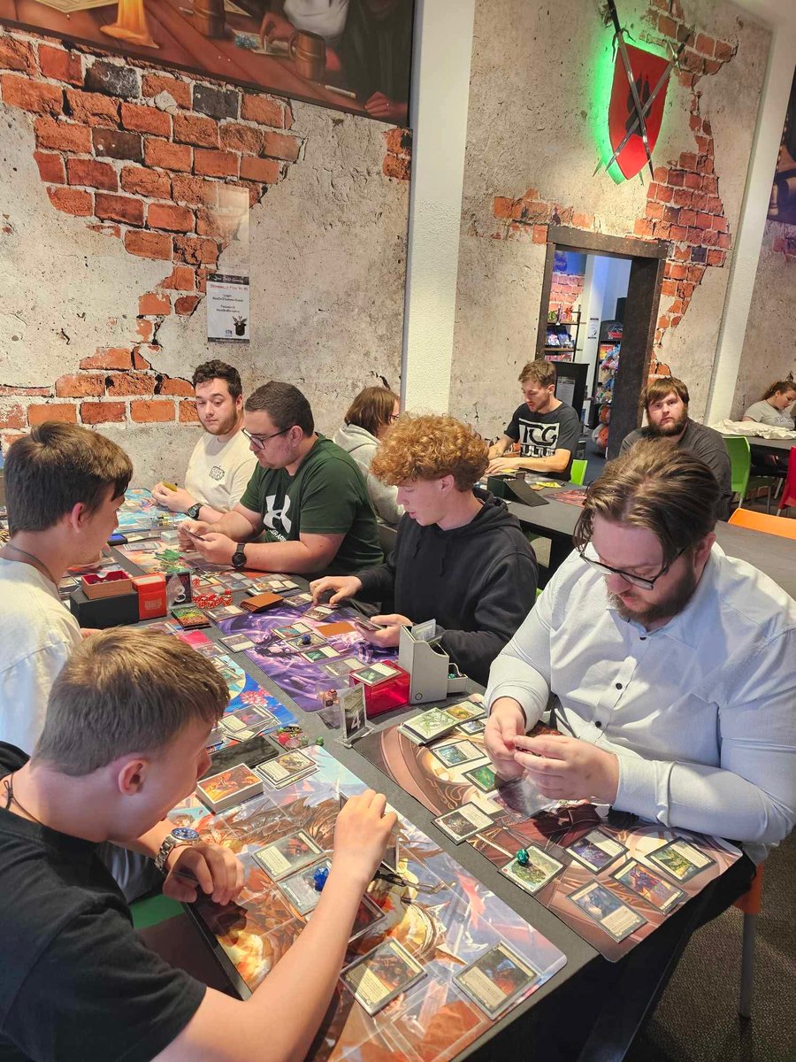 bea_dnd's tweet photo. It’s pumping tonight here at Bea DnD!! We’ve got our FaB blitz skirmish on and our first Summer of Magic Friday Night draft!!! 

There’s prizes flying left right and centre! Thanks for turning out tonight everyone!

#beadndgames #fleshandblood #fabtcg #summerofmagic #mtglife https://t.co/QDZ50zUav9