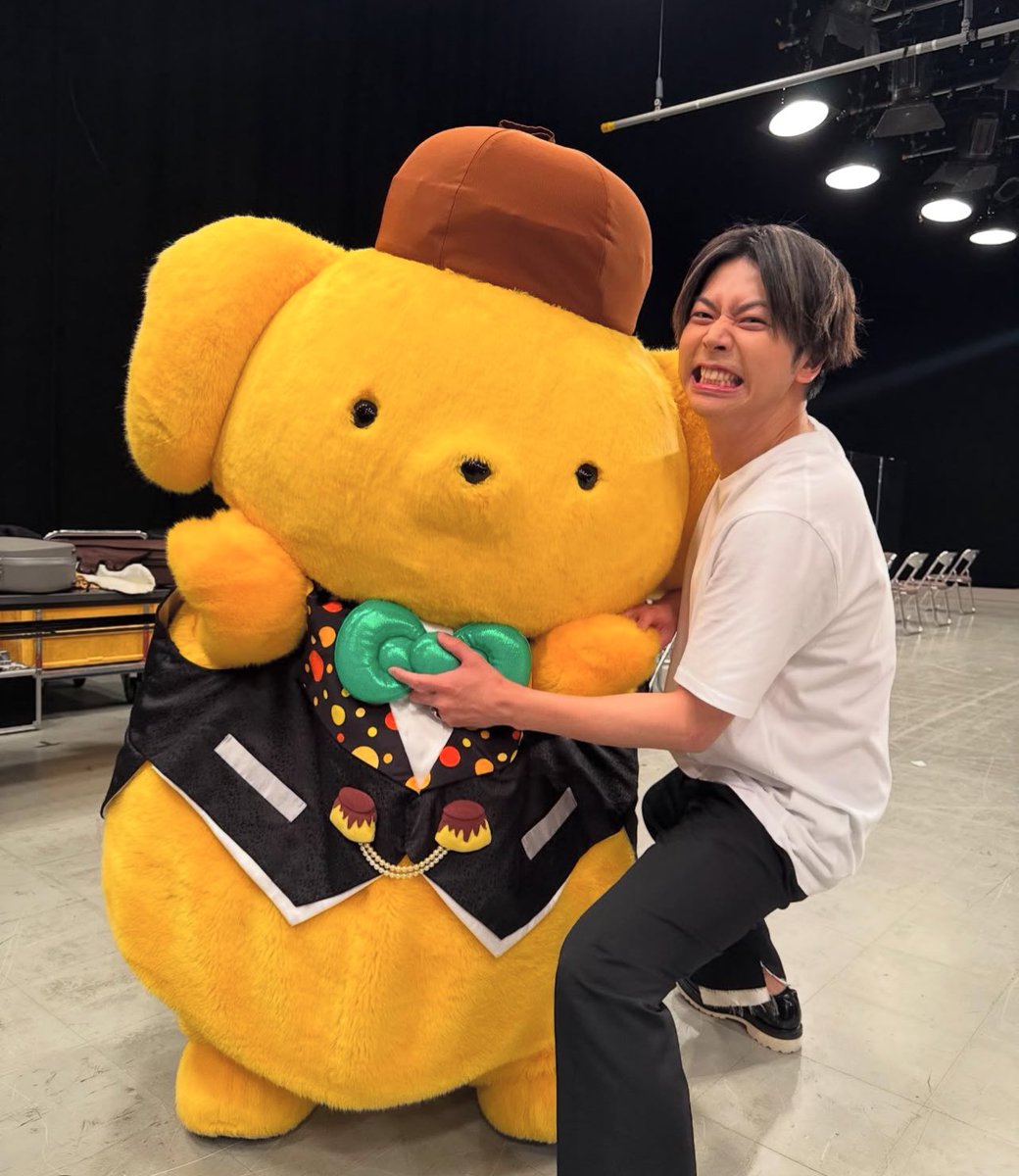 915X74's tweet photo. 順番待ちしてた？ww https://t.co/vuKyuiELAB
