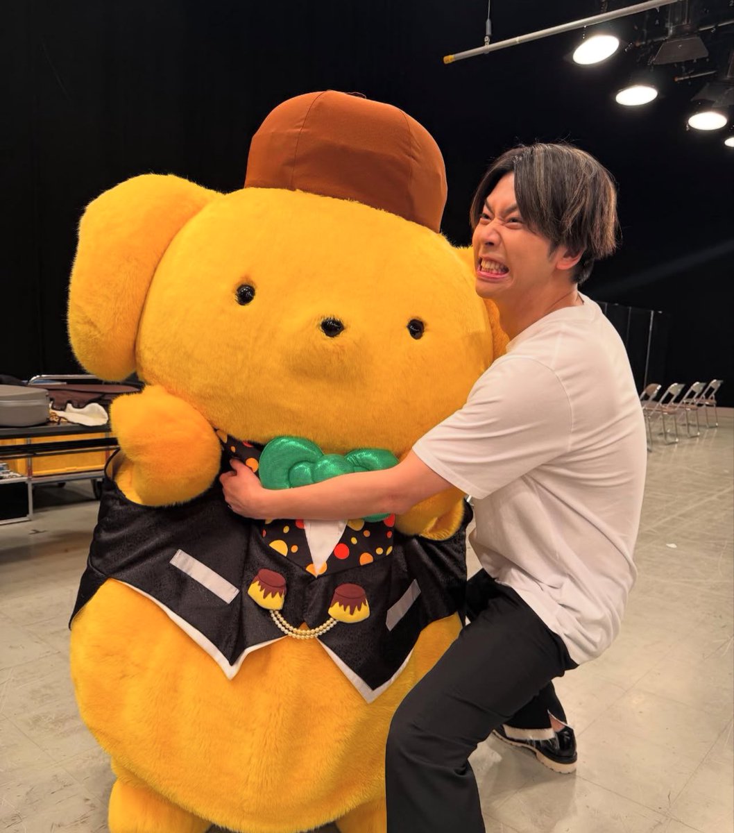915X74's tweet photo. 順番待ちしてた？ww https://t.co/vuKyuiELAB