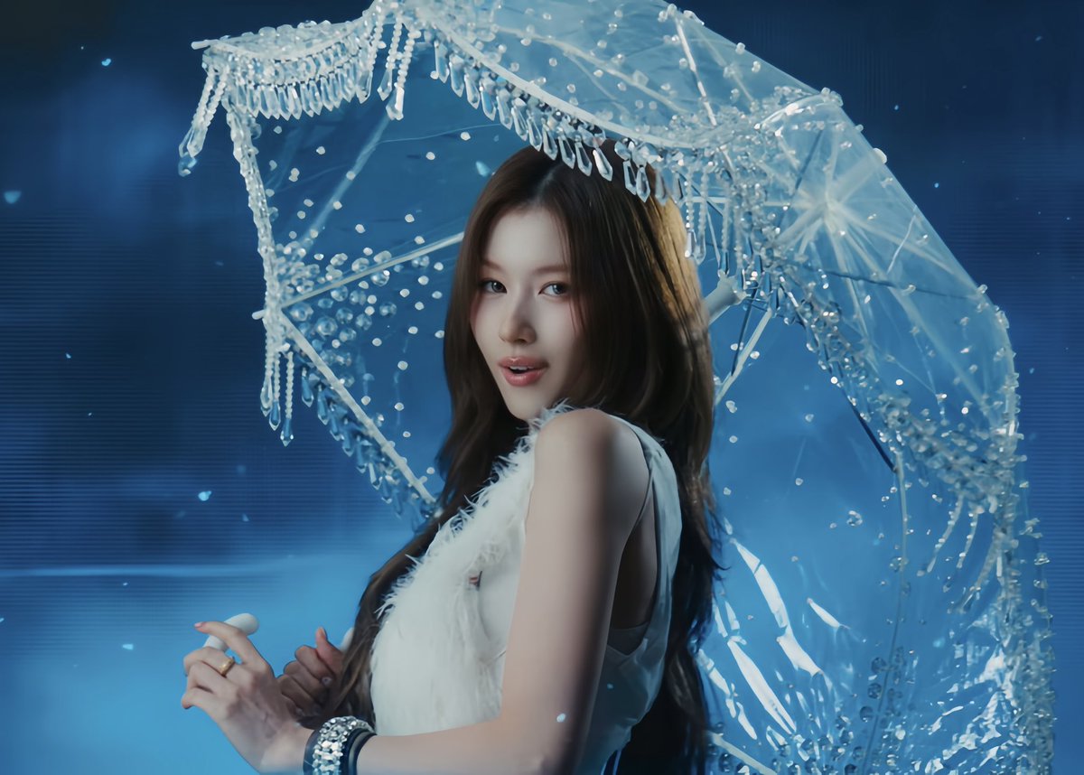 sanapiics's tweet image. SANA MINATOZAKI CLEARED! 
#STRATEGY #TWICE