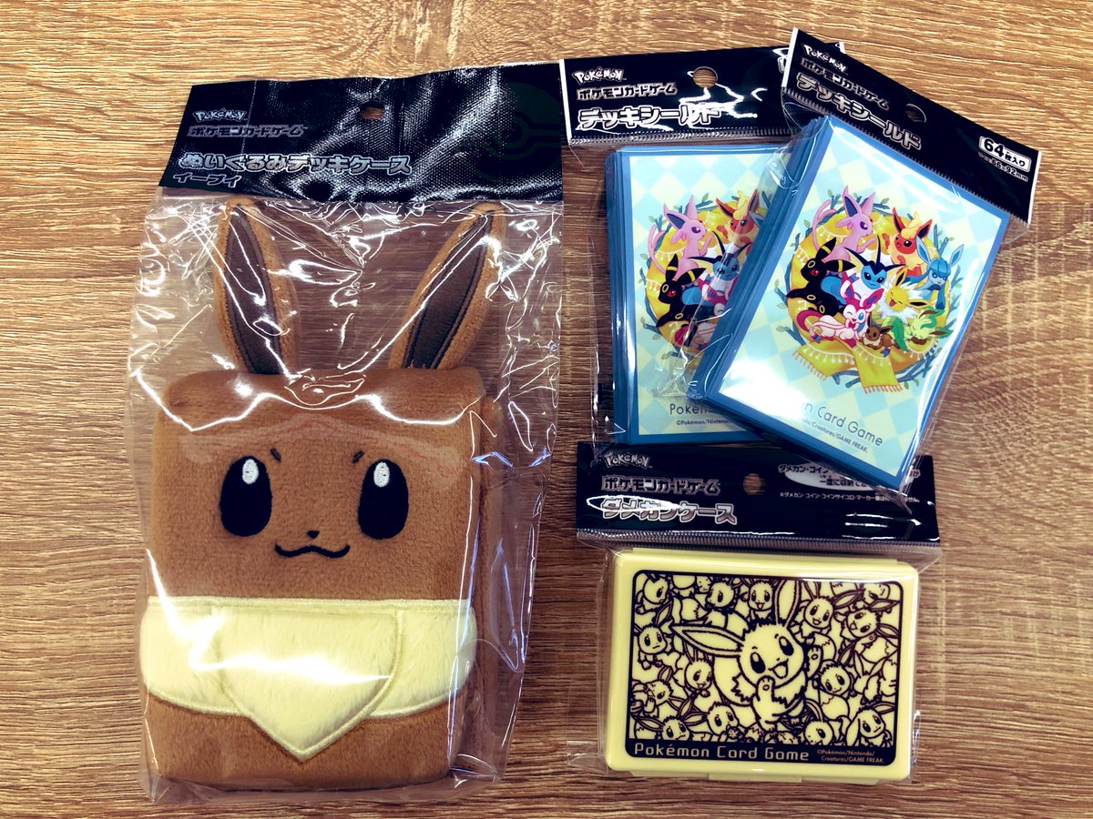 【新品未開封】イーブイズ コレクションファイル リフィル ラバープレイマット3点 新品未開封】イーブイズ コレクションファイル リフィル ラバー
