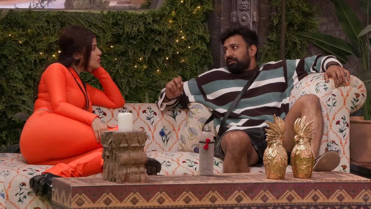 Dono aankho me aankhe dal ke bat kr rhe hai #Eiden and #RajatDalal 

#BiggBoss18 #BB18 #BiggBoss #BiggBossTelugu8 #BiggBossTamil #BiggBossTamil8 #BiggBoss8Tamil #BiggBossTamilSeason8