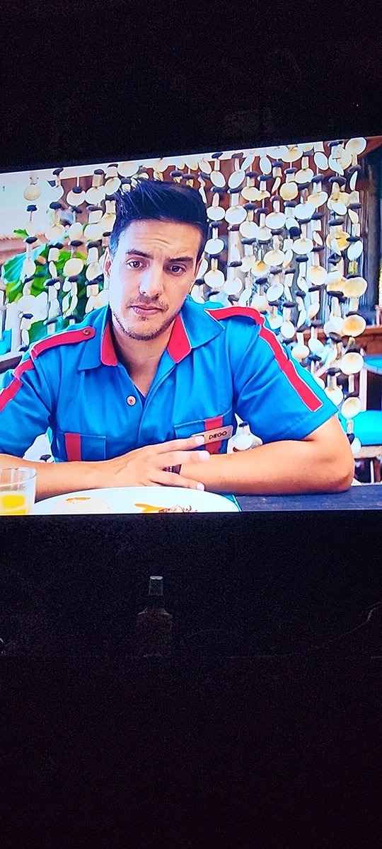 Arfan2007's tweet photo. Viendo a @vadhirderbez me encanta!! https://t.co/ngUkQTVEzw