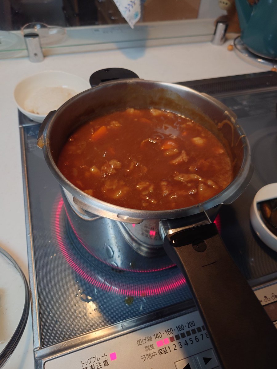 カレーはチキン派