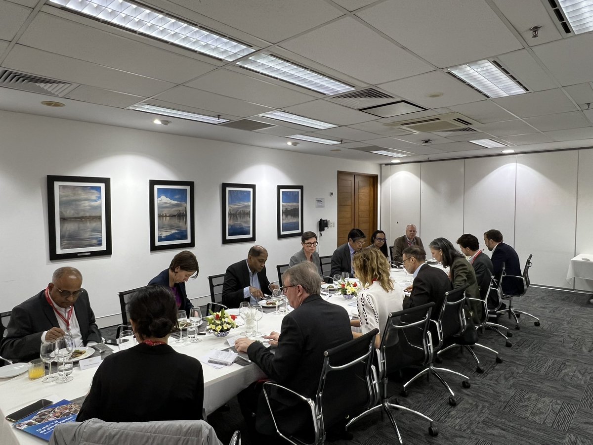 Thank you to <a href="/WHOVietnam/">WHO Việt Nam</a> and <a href="/UNDPVietNam/">UNDP in Viet Nam</a> for convening this group to discuss how the international community can support the Government of 🇻🇳 in addressing the health and economic impacts of air pollution.