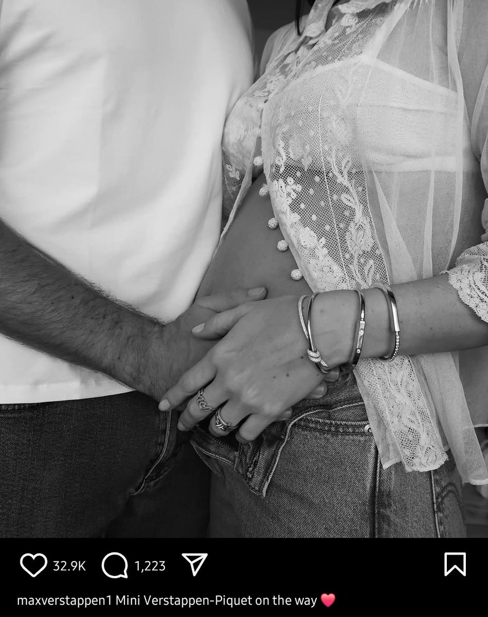 🚨 Max Verstappen has announced that his girlfriend Kelly Piquet is pregnant

"Mini Verstappen-Piquet on the way ❤️"