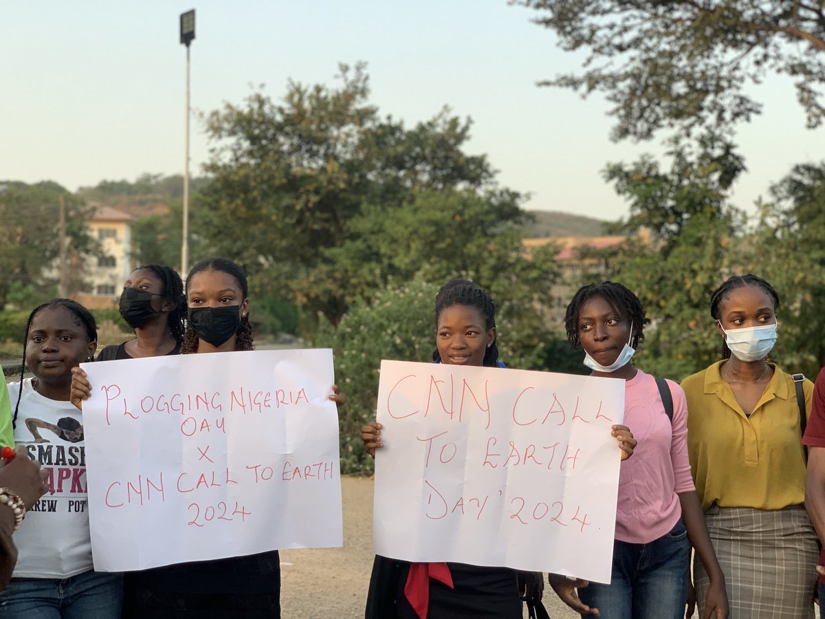 ploggingnigeria's tweet photo. We are glad to promote youth engagement in the drive for a cleaner and safer environment for Future Generations. Cheers to constantly championing of the green gospel.ππ
#PloggingNigeria #CallToEarth #CNNCallToEarth #WeKeepFitToKeepClean #FitPeopleInCleanCommunities #GoGreen https://t.co/ZiAdmVpWau