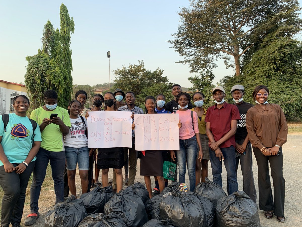 ploggingnigeria's tweet photo. We are glad to promote youth engagement in the drive for a cleaner and safer environment for Future Generations. Cheers to constantly championing of the green gospel.ππ
#PloggingNigeria #CallToEarth #CNNCallToEarth #WeKeepFitToKeepClean #FitPeopleInCleanCommunities #GoGreen https://t.co/ZiAdmVpWau