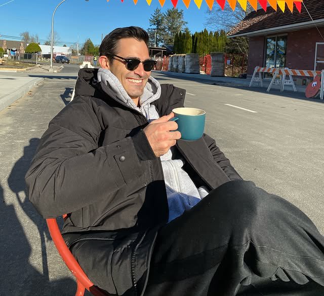 ThinkSupermanTH's tweet photo. BTS of @tylerhoechlin as Superman in the final Season of #SupermanAndLois 

(2) https://t.co/p8LZyYV515