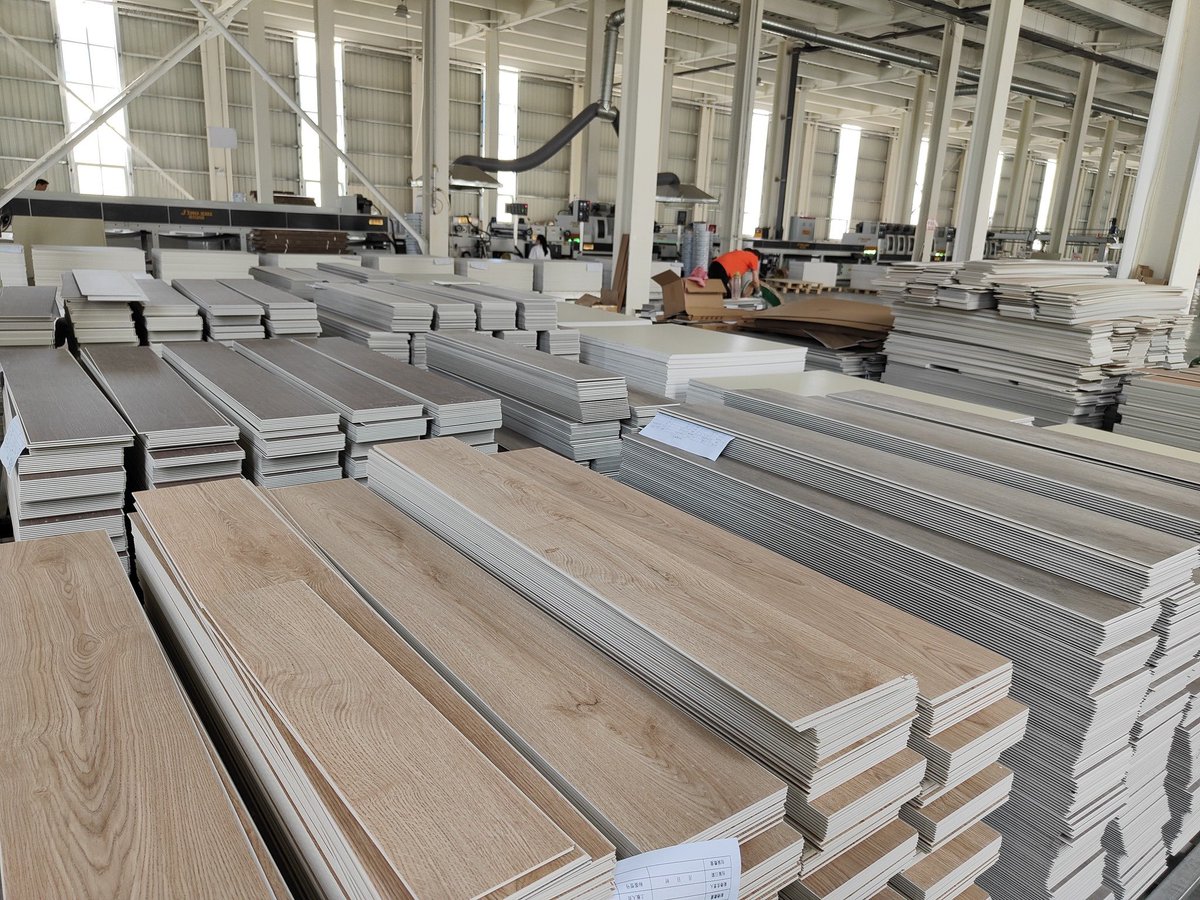 JadeLight123's tweet photo. Household Building Materials Spc Lock FloorWood grain series

❇Specifications: 
🌷1228*183mm 4mm/5mm/6mm/7mm
🌷610*305mm 5mm/6mm/7mm

💌WeChat:+86 15266259305
📨Email: trade01@jade-light.com
📲Whatsapp: https://t.co/Ir5C9X8tzk

#SPC #SPCFLOORING #FLOORING #VINYL #VINYLFLOORING https://t.co/gOLvuZIO9Q