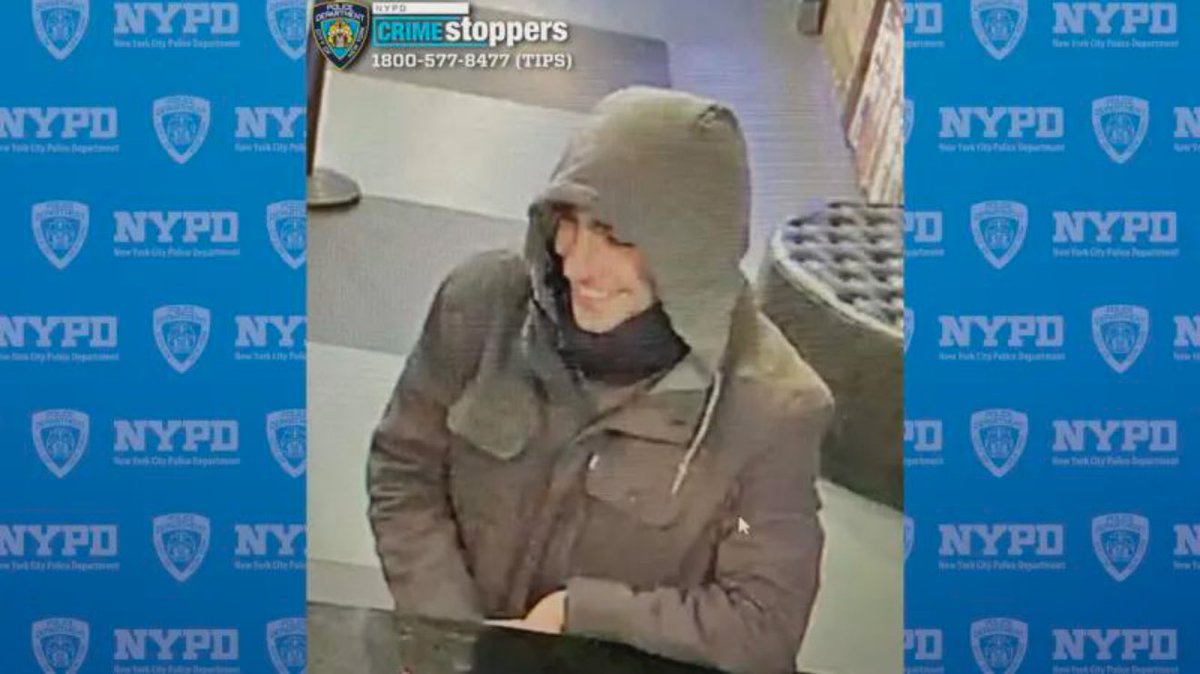 danielpiers's tweet photo. Has anyone seen this man?

Because I haven’t. ¯\_(ツ)_/¯ https://t.co/gKUxZlsG1m