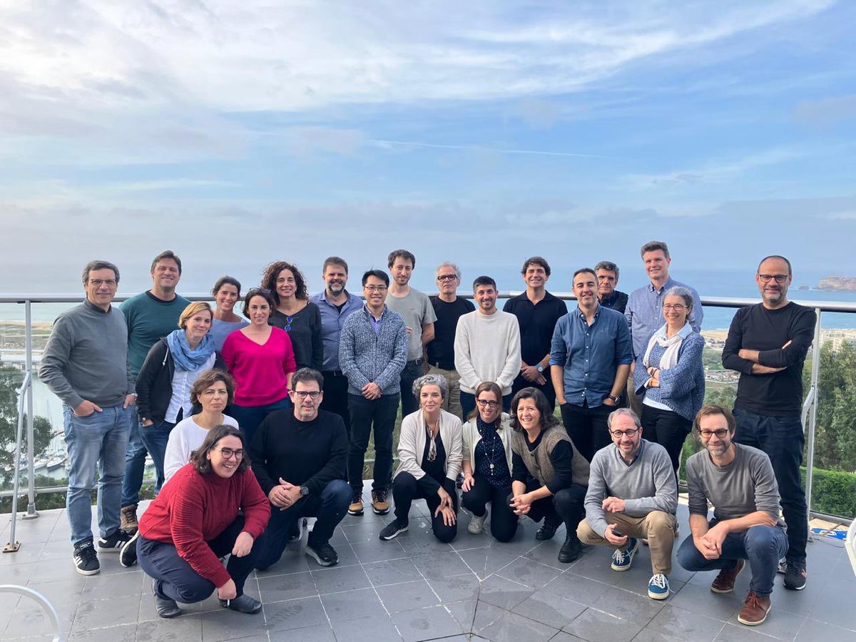Luísa V. Lopes (@luisavlopes) on Twitter photo Merging 2 institutes (IGC+IMM) brings its share of challenges, changes and commotion. But once you put the scientists altogether, there are no differences anymore: brainstorming, creativity and lots of fun happen spontaneously 🧠🦠🔬
1st <a href="/GIMM_Institute/">GIMM Foundation</a> group leaders retreat ⭐️ Merging 2 institutes (IGC+IMM) brings its share of challenges, changes and commotion. But once you put the scientists altogether, there are no differences anymore: brainstorming, creativity and lots of fun happen spontaneously 🧠🦠🔬
1st <a href="/GIMM_Institute/">GIMM Foundation</a> group leaders retreat ⭐️
