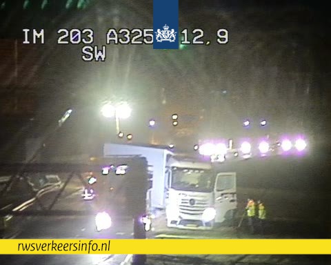 Afhandeling ongeval op de A15 bij knp. Ressen