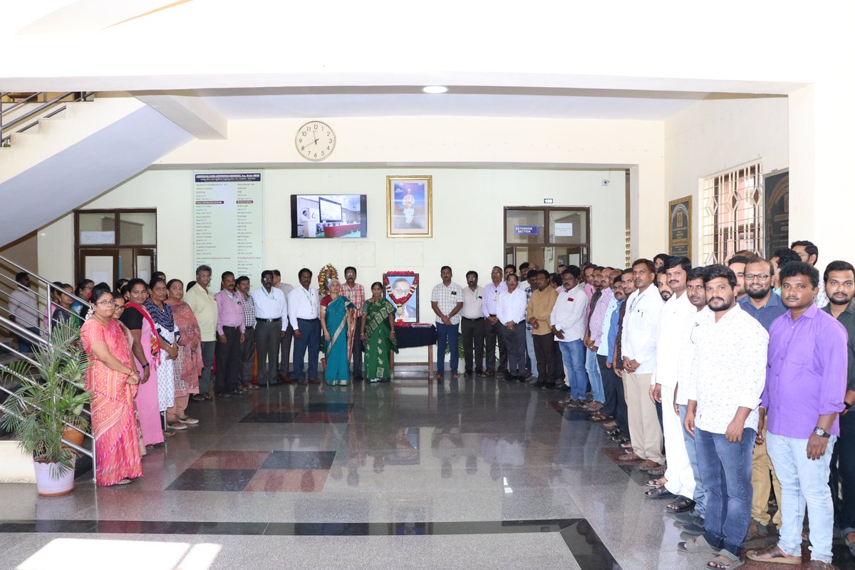 Dr. R. Sarada Jayalakshmi Devi Hon'ble Vice Chancellor &amp; University officers paid floral tributes to Dr. B R Ambedkar on his death anniversary (06-12-2024) at ANGRAU, Admin office, Lam, Guntur.