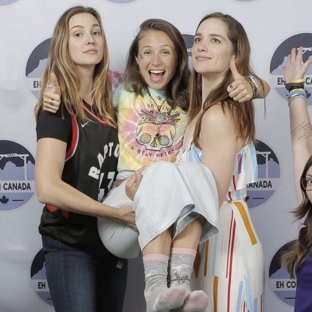 gabster0802's tweet image. #WynonnaEarpVengeance 
#WynonnaEarp 
#HolyTrinity