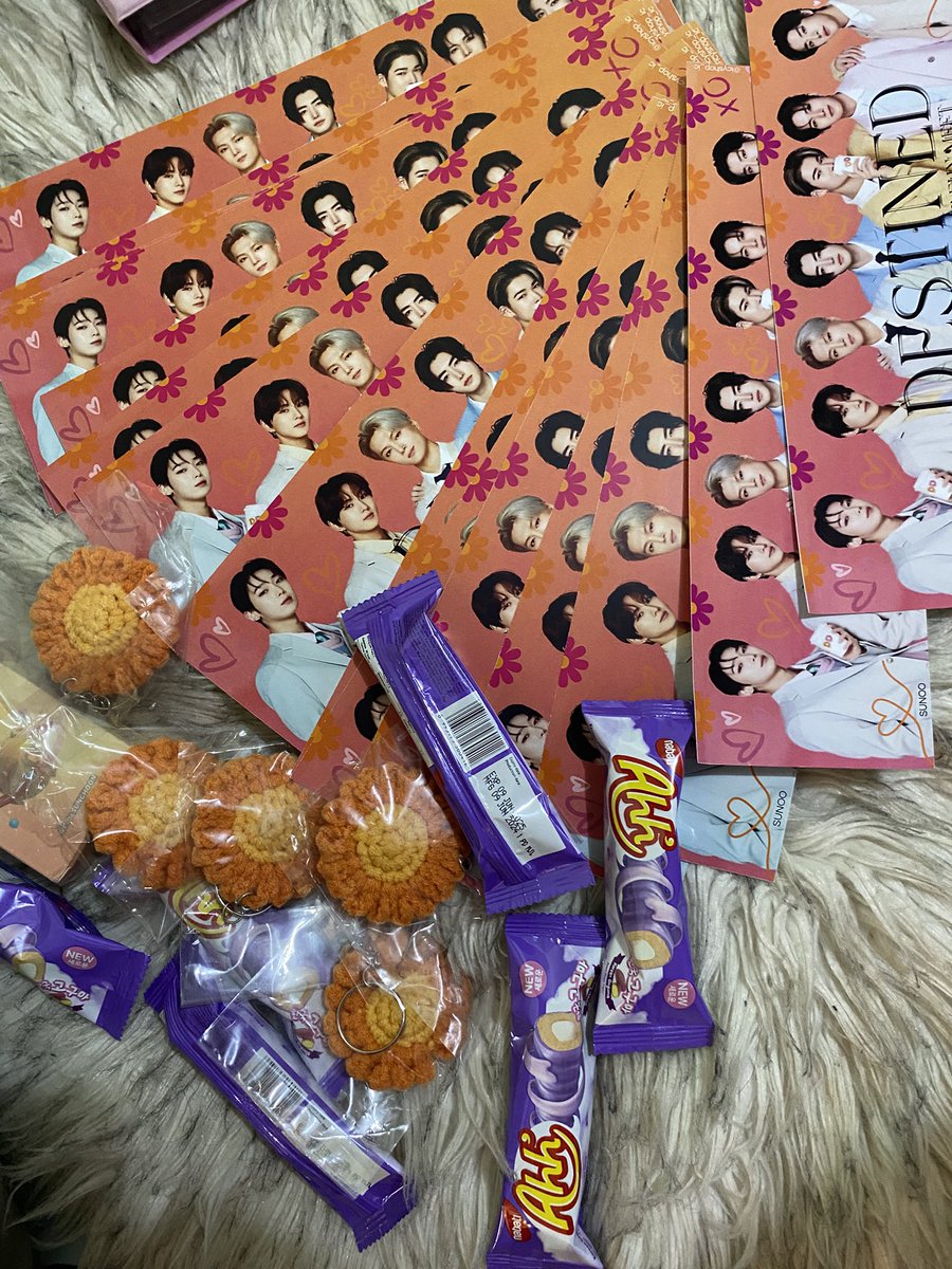 💖DES7INED ENHYPEN🧡

Asan kayo? Naka pink outfit me and Dunkin Ribbon just approach me po

✨mbf, like &amp; retweet 
✨strictly 1:1 ratio
✨⌚️&amp; 📍 (tba)
✨open for trades! (pm)

#DES7INED_ENHYPEN_with_DUNKIN #DES7INED_ENHYPEN_with_DUNKINPH #ENHYPEN4thAnniversary #ENGENES #ENHYPEN