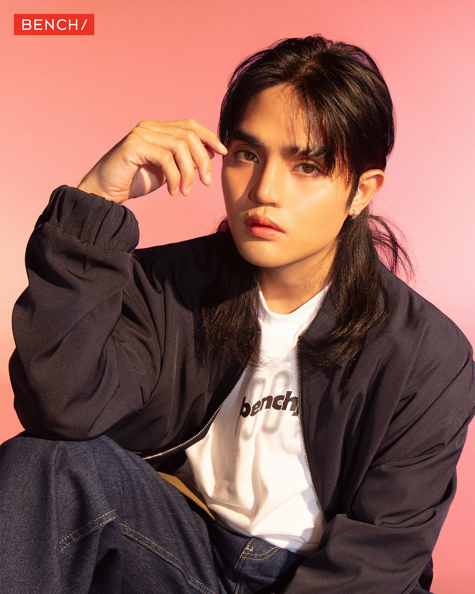 benchtm's tweet photo. 🌭 @imszmc for @benchtm 

#BENCHxSB19 Collection is out now! Shop it in stores and online today!

Get PABLO’s look:
Tee (BOD0140) P499.75
Jacket (IWR0206) P1999.75
Pants (BPD0882) P1199.75
Shoes (BAF0270) P979

#GlobalBENCHSetter https://t.co/qSWb6Zk886