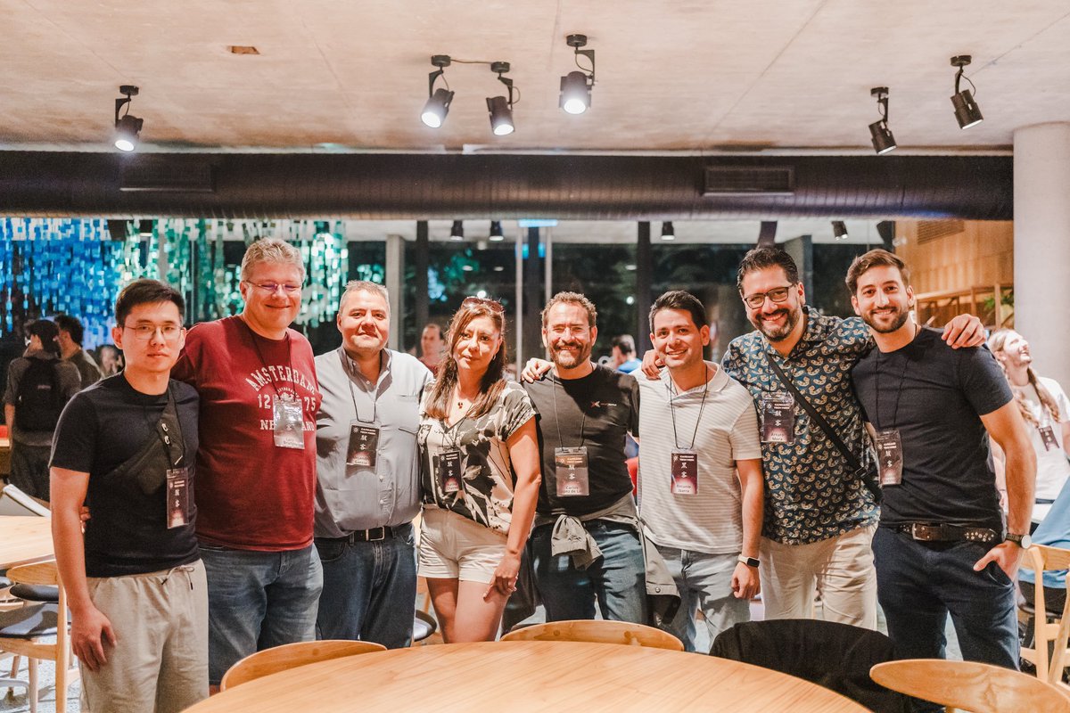 A massive THANK YOU to the incredible <a href="/InputOutputHK/">web3innovationnerds</a> Education team and <a href="/MidnightNtwrk/">Midnight</a> team for making #CardanoTechWeek unforgettable! 

The $CSWAP team loves you all 😌