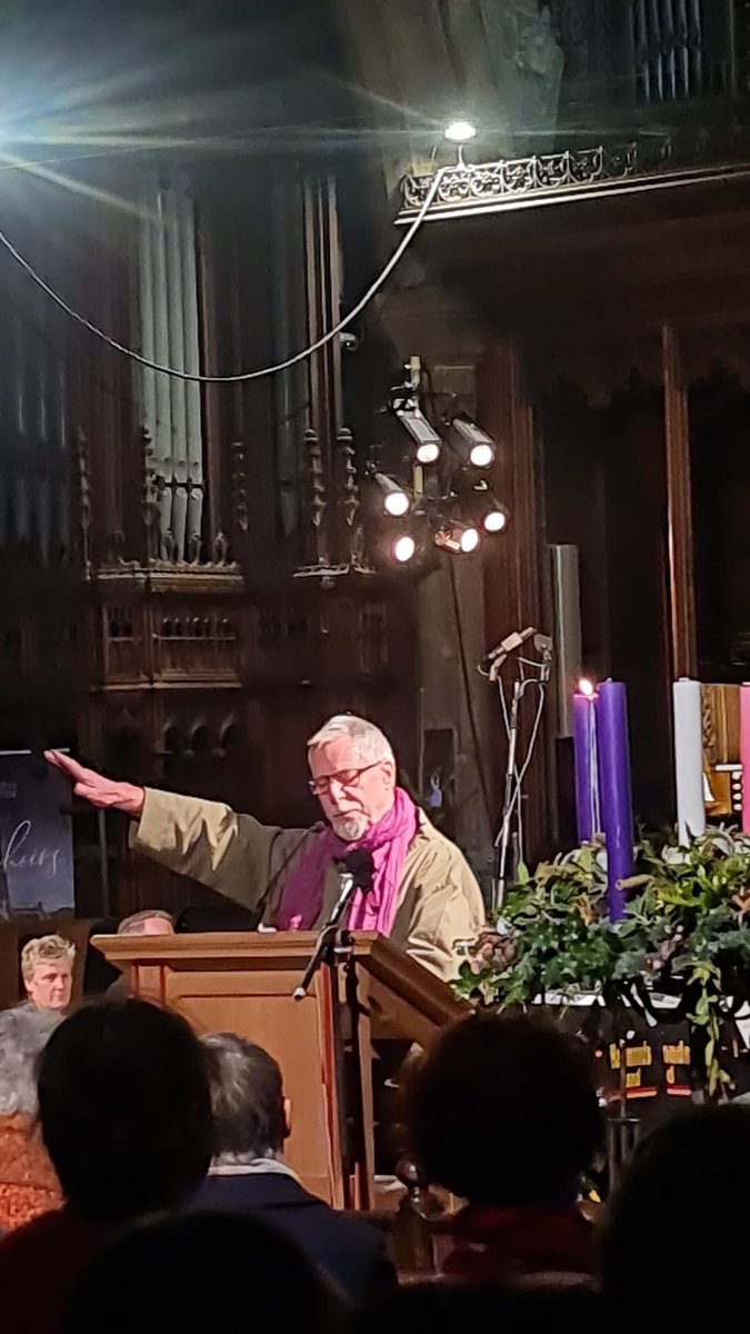 RadioAndrewE's tweet photo. A joyful night @HalifaxMinster for ‘Christmas with Andrew Edwards and Friends’🎄

A huge thank you to friends old and new for braving the deluge ☔️ 

@hammondsband @BarrieRutter @AliceJonesMusic @BryonyGriffith @YorkshireBrass @lizgreenlive @BradshawSchool @CanonHBarber https://t.co/IghyukZoj3