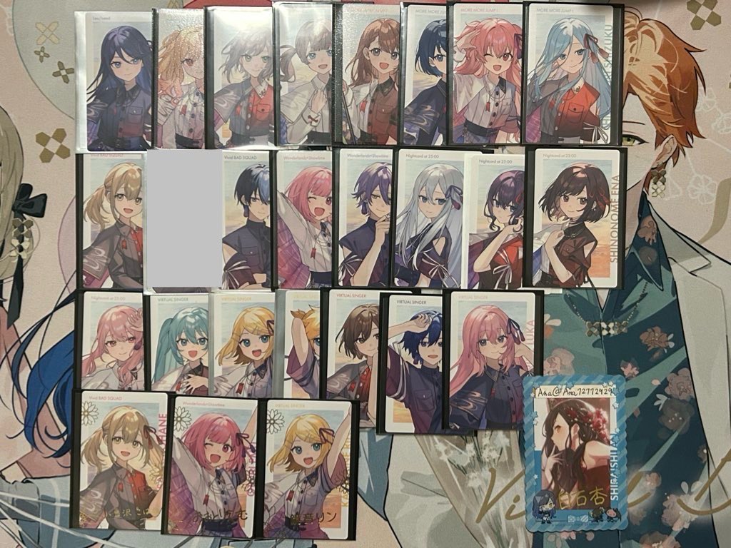 Ana72772929's tweet photo. 【交換】プロセカ エピカ 特典

譲）一歌、咲希、志歩、穂波、みのり、遥、愛莉、雫、こはね、冬弥、司、類、えむ、奏、まふゆ、絵名、瑞希、ミク、ルカ、MEIKO、KAITO、リン、レン

求）同異種　杏　（画像4参照）

箔↔︎箔or箔↔︎N4点までと交換可能
※全て1点のみ求
💖優先で探してます！ https://t.co/M6UNjzT3qI
