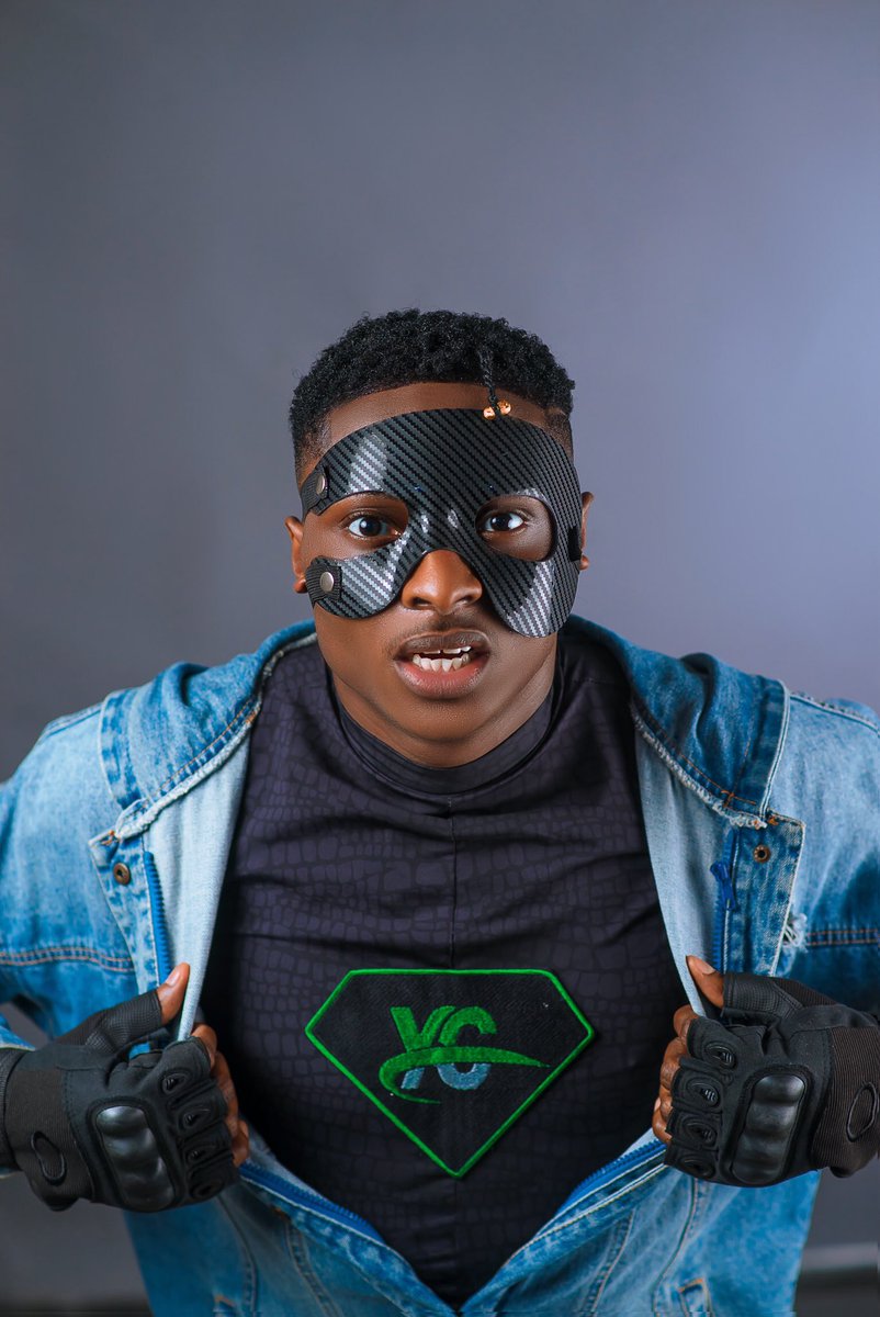 YoungC001's tweet photo. Happy Birthday To Me 🥳 I Thank God For What He Has Been Doing In My Life 😇
#YoungC #YoungCmoneygod #Youngcentertainment #YC
Photo Cc: @doveweddings_
Outfit Cc: @imomarshal735 https://t.co/e9tifxyITy