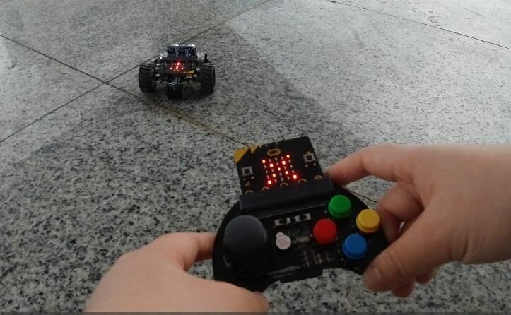 YahboomT's tweet image. 😎Are you ready for the New Year gifts?
🥳Toys can teach kids the logic and thought processes core to coding. Yahboom Tiny:bit are our top picks.
🎁:bit.ly/4gjCHM1
#MicrobitV2 #BBCMicrobit #MicrobitCar #STEM_Education #Codingrobot #Robotics #gifts  #kids #electronics