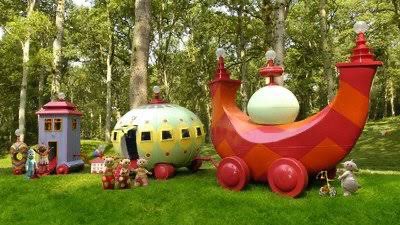 coldmilklover's tweet photo. Imagine you and the boys pulling up in the ninky nonk. Euphoric. https://t.co/6tpc1YLXYm