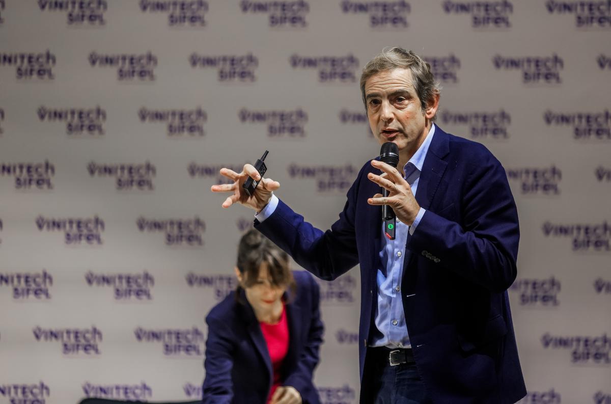 Il est impératif pour le vin de moins ressembler à la France d’avant et davantage à celle de maintenant: « Il faut proposer du vin avec des repas Uber », quelles pistes pour remédier à la déconsommation ? 💭

ow.ly/VrCj50UhWeV

✍<a href="/sudouest/">Sud Ouest</a>️