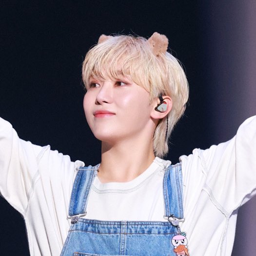 booooaangg's tweet photo. ㅠㅠㅠㅠㅠㅠㅠㅠㅠㅠㅠㅠㅠㅠㅠㅠ
승관이 너무 귀요워ㅠㅠㅠㅠㅠㅠㅠㅠㅠㅠ🤍🤍 https://t.co/vvaF5pJ3c4