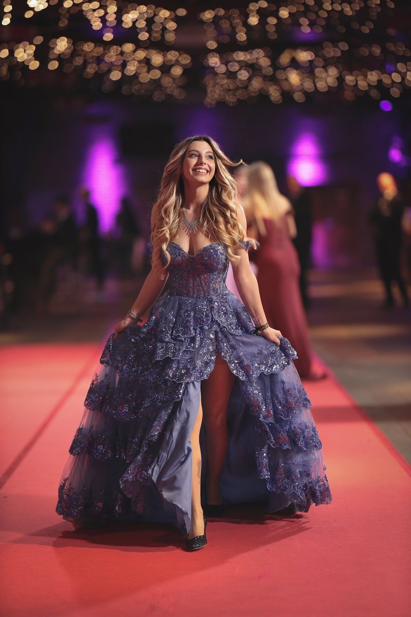 Vor vielen Jahren hätte ich niemals gedacht, einmal diese Frau zu werden, die ich immer sein wollte.
Danke ❤️