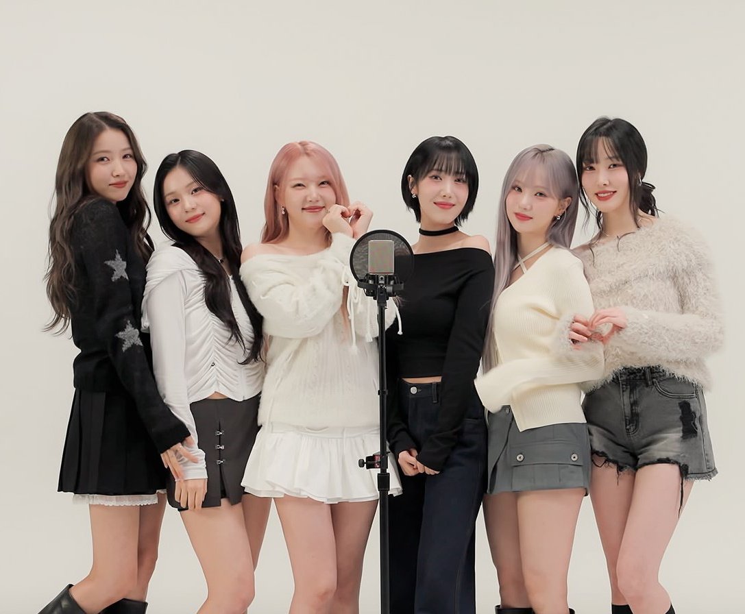 hebsource's tweet photo. 2015          GFRIEND          2024 https://t.co/rEQaE7wVvI