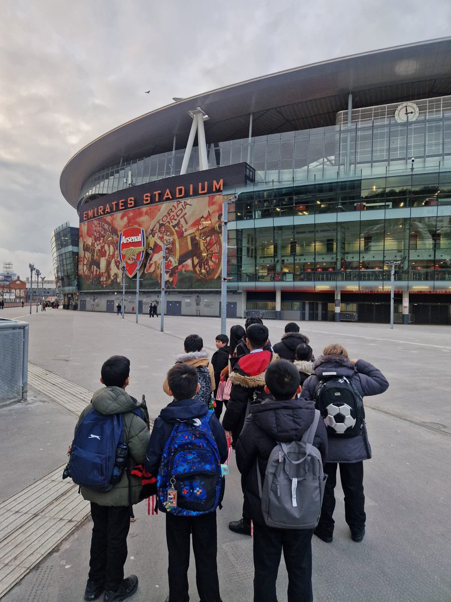 Tollgate Primary School (@tollgatee138sa) on Twitter photo ๐Exciting news! Some of our brilliant Year 5 and 6 students represented our school at a thrilling Chess tournament held at Emirates Stadium! ๐๏ธโ๏ธ Their skills were truly impressive! Great job, everyone! #ChessTournament #ProudSchool <a href="/chessinschools/">Chess in the Schools</a> ๐Exciting news! Some of our brilliant Year 5 and 6 students represented our school at a thrilling Chess tournament held at Emirates Stadium! ๐๏ธโ๏ธ Their skills were truly impressive! Great job, everyone! #ChessTournament #ProudSchool <a href="/chessinschools/">Chess in the Schools</a>