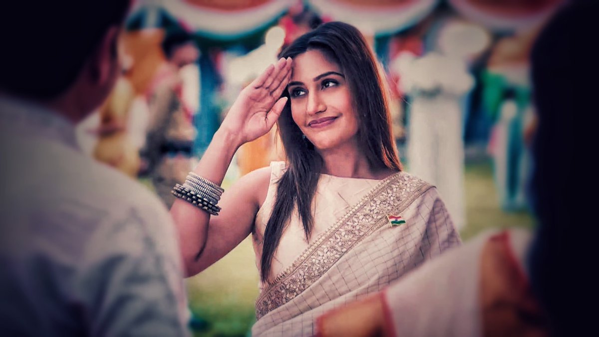 ishu_tales's tweet image. Pallavi Sachdeva, and her style and vibe🫰
🥀🤍✨
#SurbhiChandna 
#Apollena