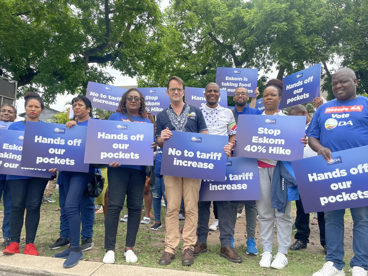 DA_KZN's tweet photo. The Deputy Provincial Leader, Sithembiso Ngema and the Deputy Provincial Chairperson, Martin Meyer, today led a protest outside the NERSA public hearing on the proposed 40% tariff hike in Durban.
#StopElectricityHikes #StopPowerGrab #Eskom https://t.co/3CM1lPPITf
