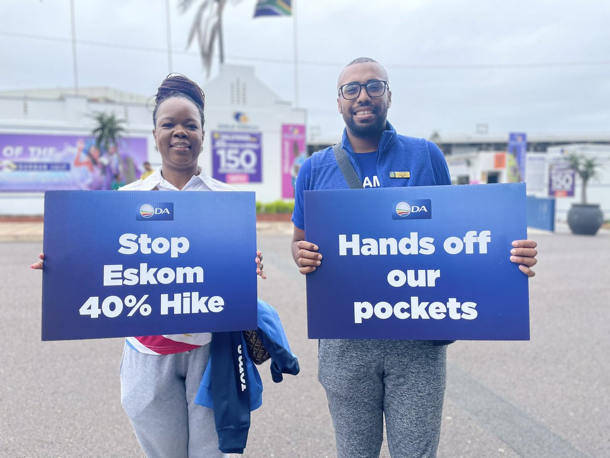 DA_KZN's tweet photo. The Deputy Provincial Leader, Sithembiso Ngema and the Deputy Provincial Chairperson, Martin Meyer, today led a protest outside the NERSA public hearing on the proposed 40% tariff hike in Durban.
#StopElectricityHikes #StopPowerGrab #Eskom https://t.co/3CM1lPPITf