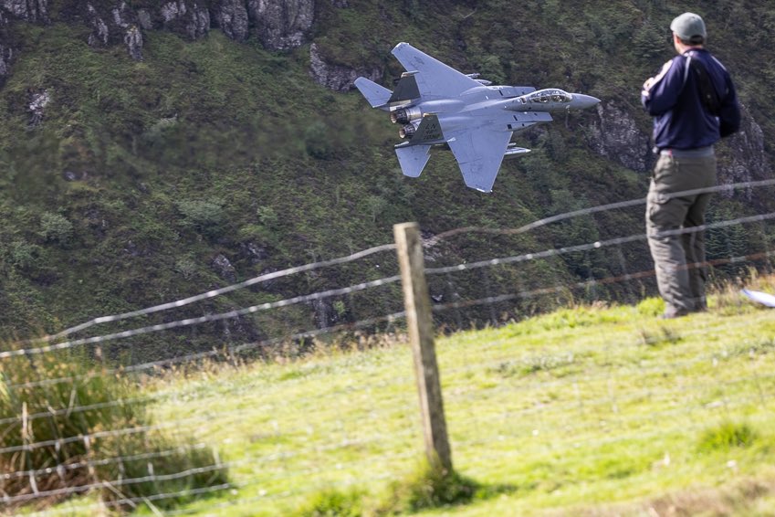 ian_hardacre's tweet image. .
Watching it leave
.
#wales #machloop #strikeeagle  #f15strikeeagle #rfshooters #canoneosr5 #cadwest #rf100500mmf4571lisusm
