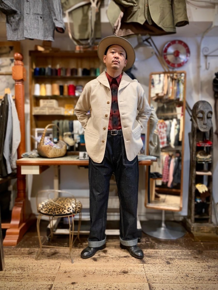 DryBones_Nagoya's tweet photo. Navy, white and red outfit.

・Wool Melton Shawl Collar Jacket（DJ-1160）
・Ombre Check Work Shirt（DS-2707）
・Army Denim Work Trousers（DP-691F）

#drybones #nagoya #vintagestyle #heritage #whitejacket #workshirts #jeans #denimtrousers #hat #armytrousers #denim https://t.co/fdNBkKmmYx
