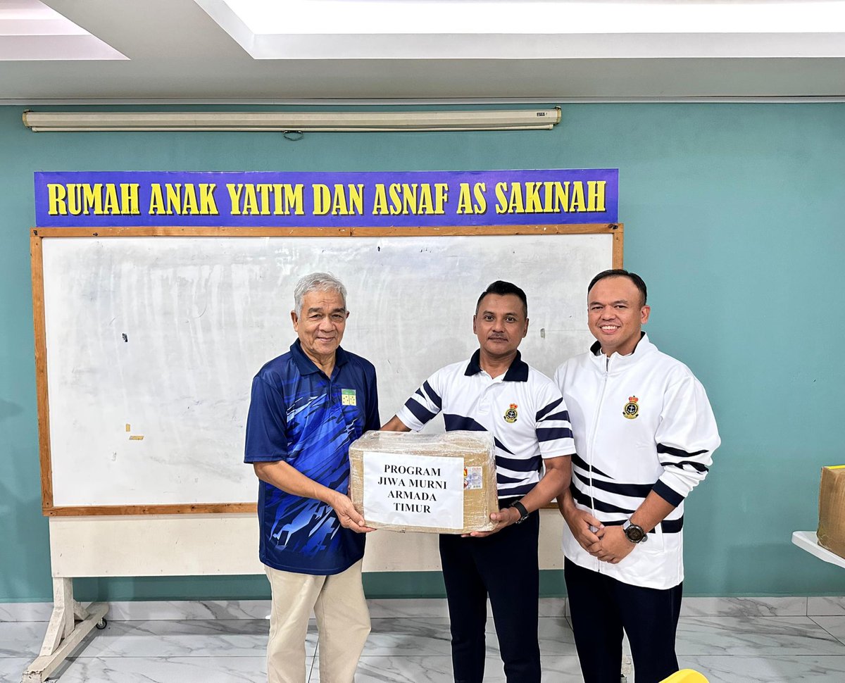 “Without a sense of caring, there can be no sense of community.”

6 Dis 24: Program Jiwa Murni telah dilaksanakan di Rumah Anak Yatim Asnaf As-Sakinah, Kinarut untuk memberi kesedaran betapa penting hidup bermasyarakat. Program ini turut dihadiri oleh Pegawai Kanan Armada Timur.