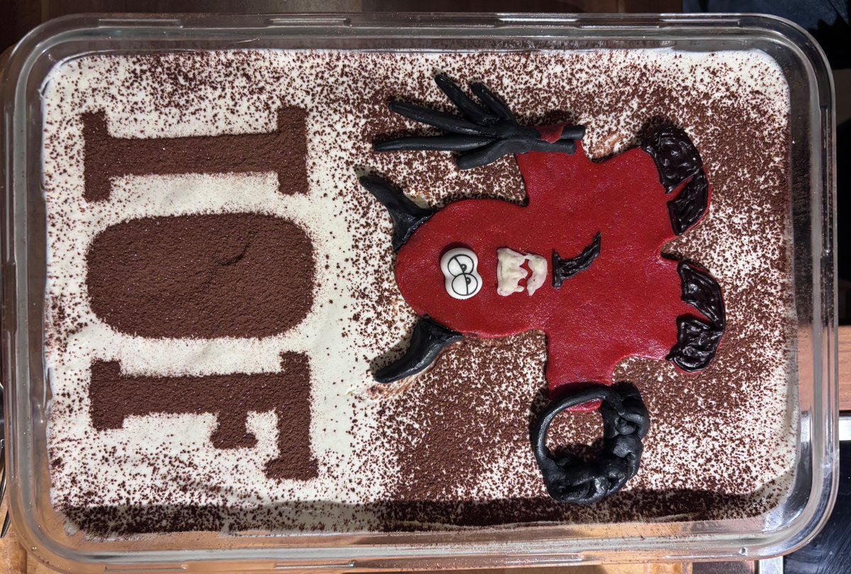 ISTAustria_IOF's tweet photo. Sabine from our Imaging &amp; Optics Facility (IOF) team surprised us with her impressive baking skills, and brought an IOF - ‘Krampus’ - Tiramisu and an very tasty gingerbread Santa 🎅🏼 
This is all very well matching the Feuerzangenbohwle that we also prepared for the occasion 🤩 https://t.co/v1CgGJ37CD