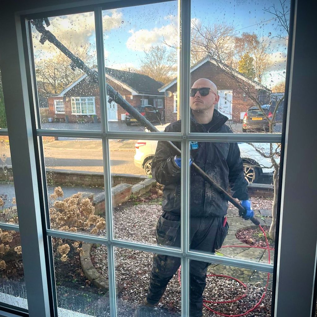 AWCChester's tweet photo. 👀✨

We promise we’ll leave your windows looking much cleaner than Nic’s uniform! 

📞01244631230
📧Hello@AbbeyWindowCleaning.com
📱07967835064
💻https://t.co/JOT2lRTNu0 https://t.co/Kvd6iqE9iz