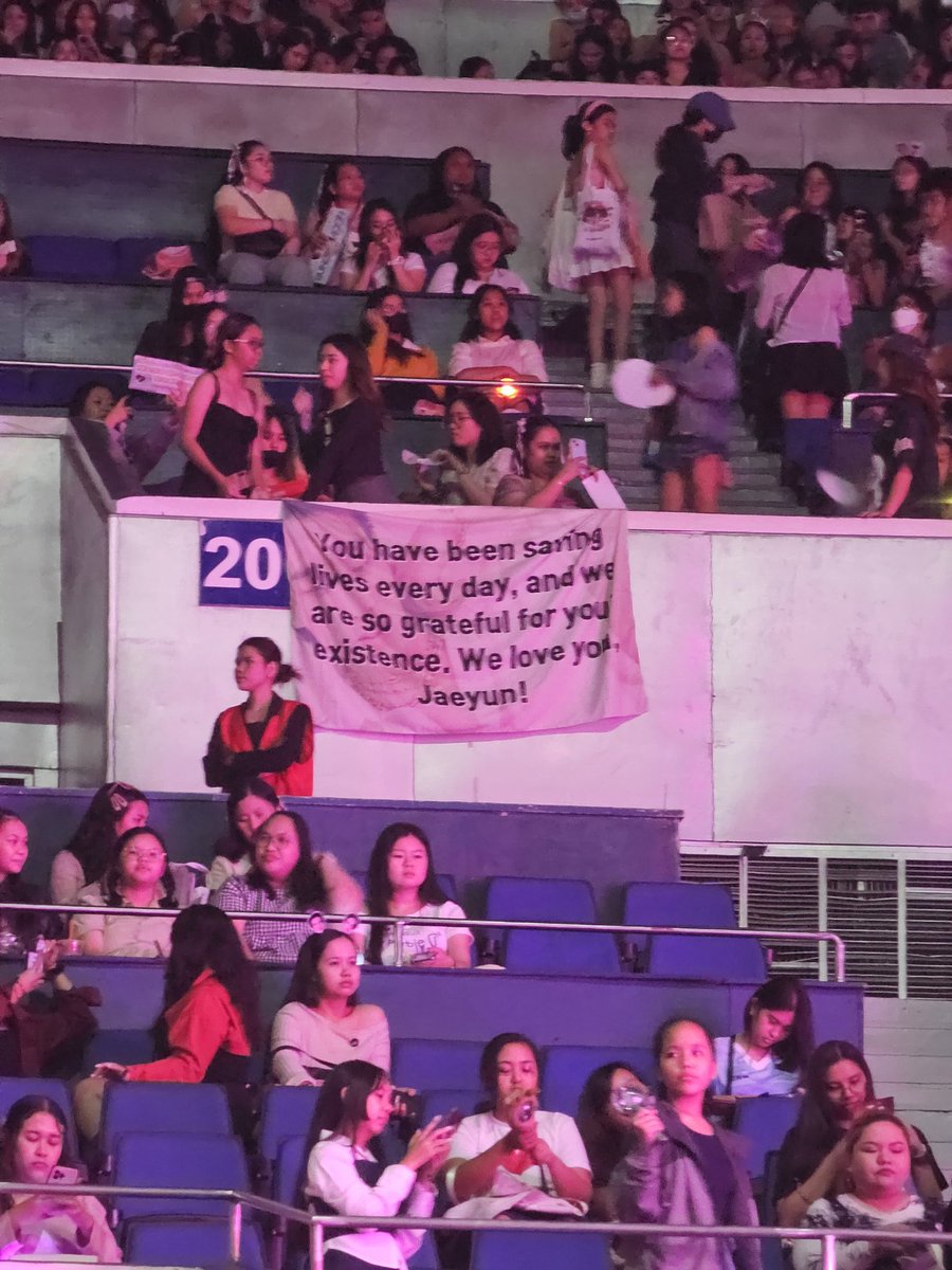 woniepanot's tweet photo. DES7INED TO BE WITH ENHYPEN 

#DES7INED_ENHYPEN_with_DUNKINPH #ENHYPEN #엔하이픈 @ENHYPEN @ENHYPEN_members https://t.co/6Hat144KNW