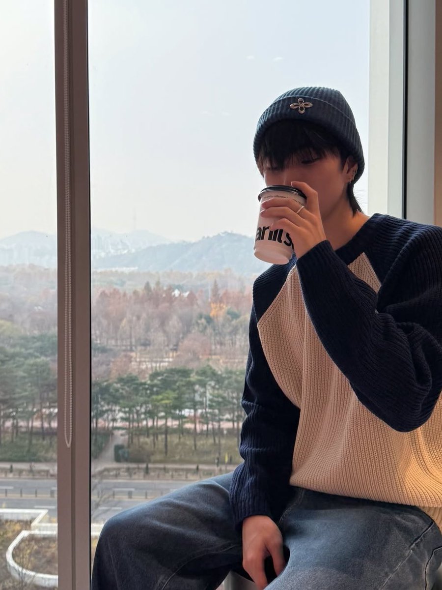 with coffee☕️ #승한 #SEUNGHAN