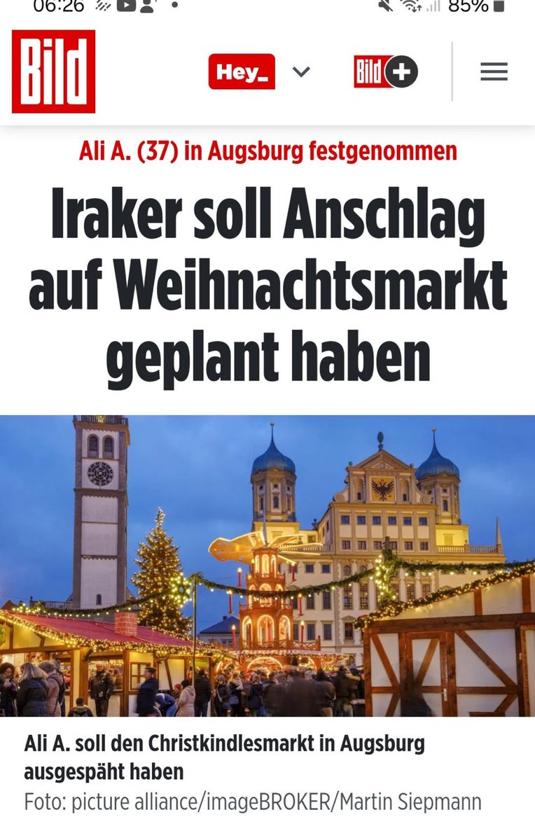 Fatimah_Fabul's tweet photo. Wenn Ihr Almans #Weihnachtsmarkt|e endlich wie lange gefordert inklusiv in #Lichtermarkt|e umbenennt, gibts auch keine Gefahr mehr. #Weihnachten ist eben eine Provokation. #Augsburg #Anschlag auf Weihnachtsmarkt https://t.co/7HhiNls9aF
