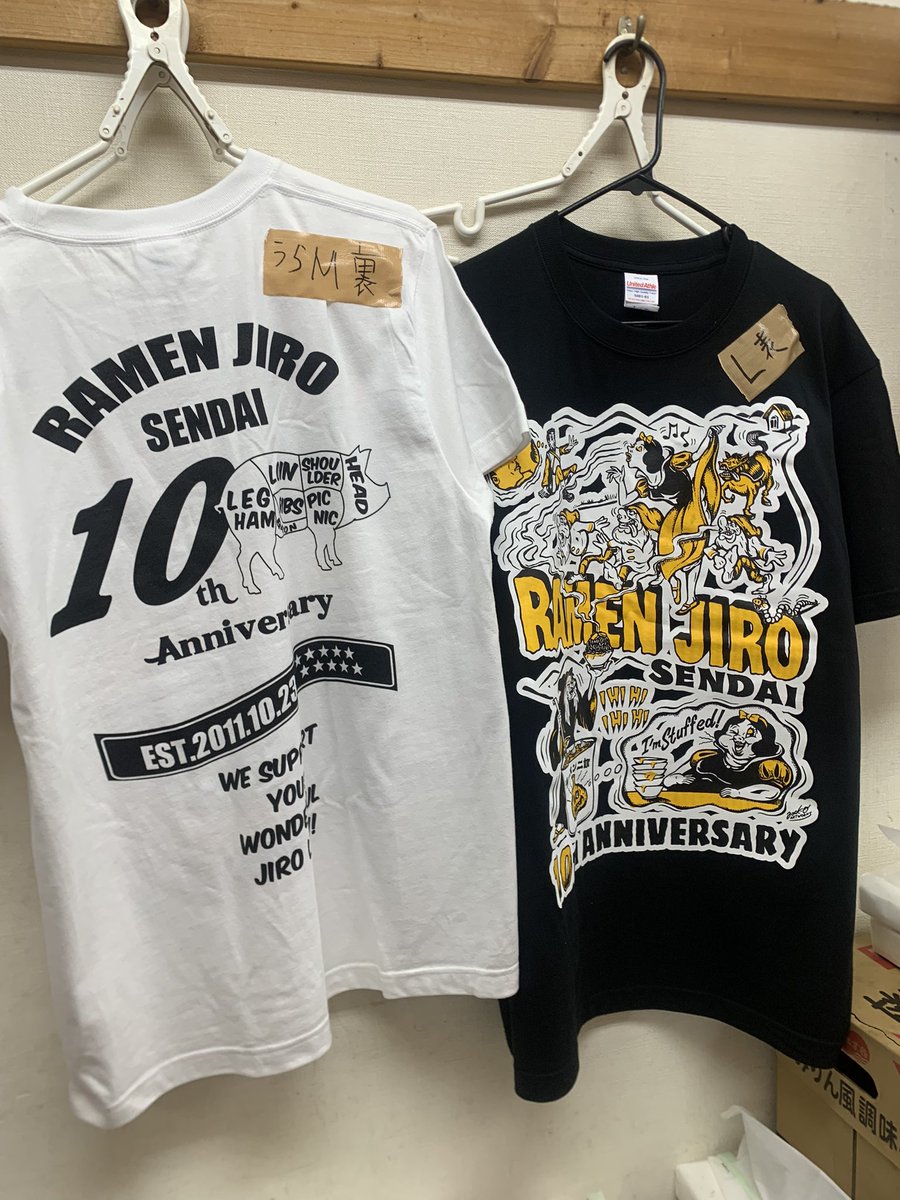 Tシャツが 9周年XL白9黒5、黒L10 S白黒1枚ずつ、 10周年白XL10、白S一