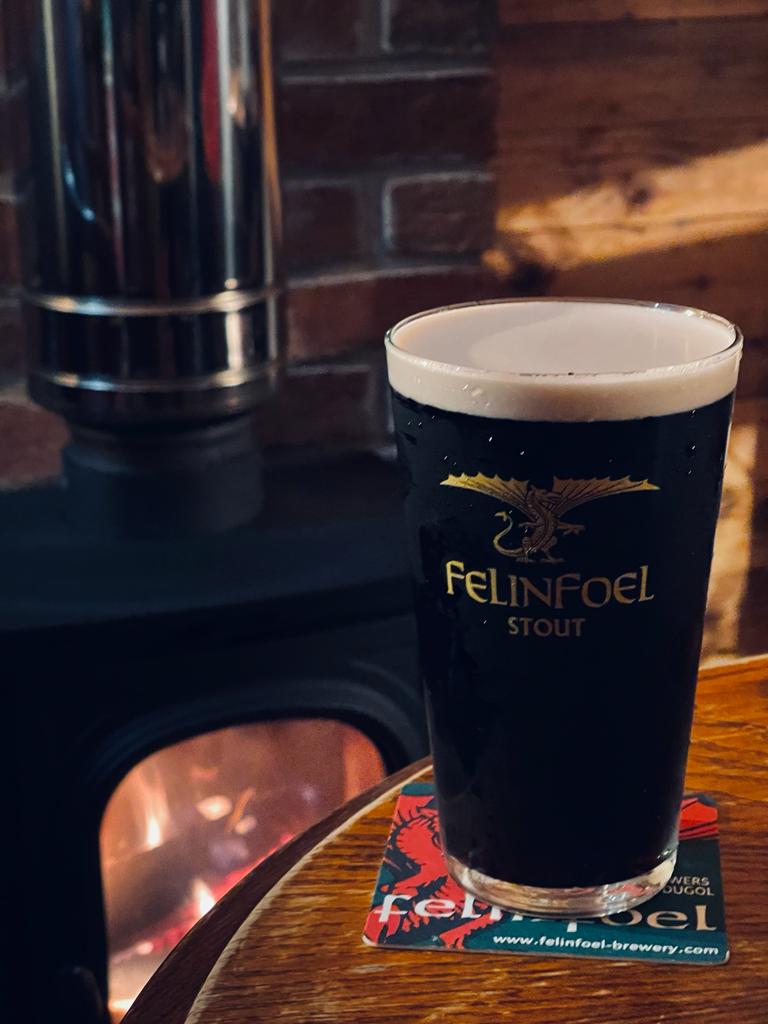 Felinfoel Brewery tweet media