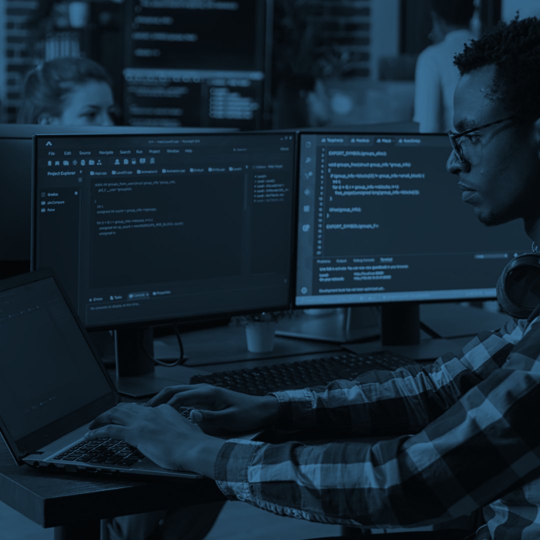 _securerecruit's tweet photo. Digital Safety Tip of the Day! 
Consumers: Enable automatic updates for your devices. Experts: Ensure your teams deploy patches promptly. #CyberHygiene #UpdateNow #CyberSecurity #DigitalSafety https://t.co/ih1S2YsHuB