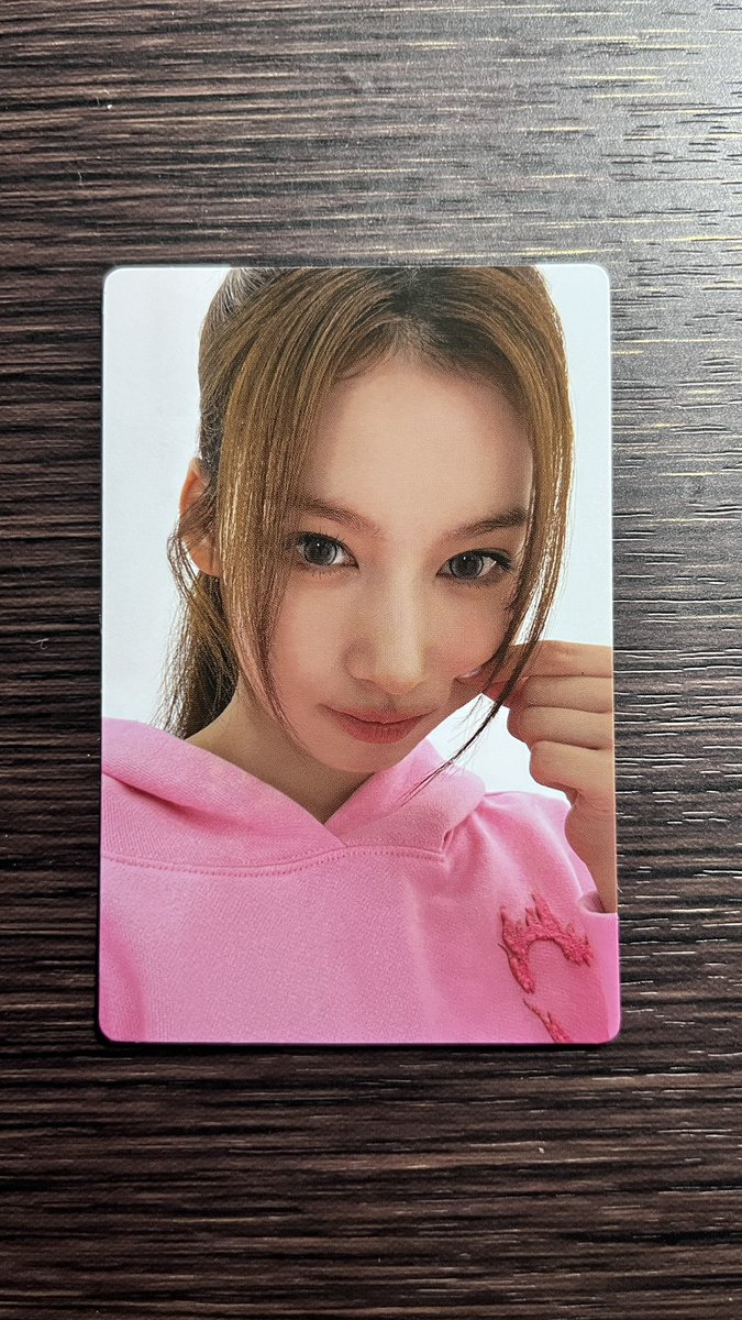dreamondd's tweet photo. 트와이스 twice 뮤직뱅크 musicbank 공방포카 양도

사나
10.0
https://t.co/4oD34RQQfg

SELL⭕️ 

nayeon jeongyeon momo sana jihyo mina dahyun chaeyoung tzuyu 나연 정연 모모 사나 지효 미나 다현 채영 쯔위  TWICE STRATEGY 쇼케이스 공방 포카 포토카드 TWICE サノク broadcast pc photocard https://t.co/RCmQ54neIu