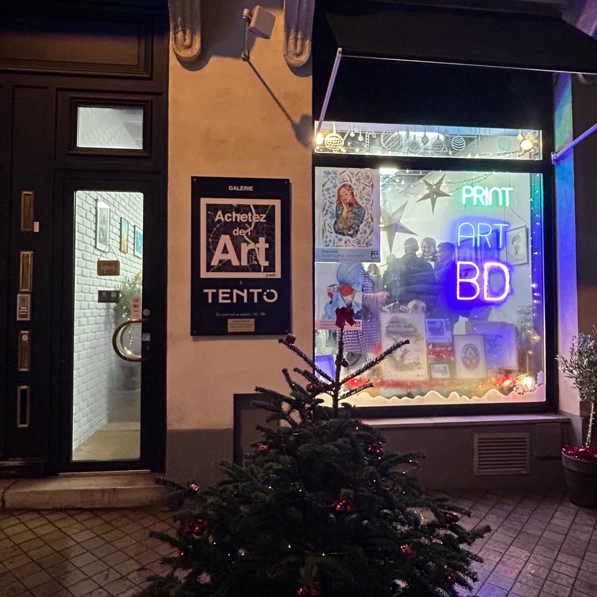 Merci d'avoir été nombreux à venir nous voir lors du vernissage de l'exposition Dordogne hier à la galerie TENTÖ à Bordeaux et pour vos messages de soutien 🤗

📅Date : jusqu'au 23 décembre 2024
📍 Lieu : 30 rue Bouffard - Bordeaux
⏰ Horaires : Du mardi au samedi de 11h à 19h